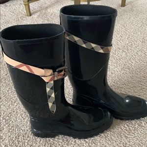 Authentic Burberry rain boots